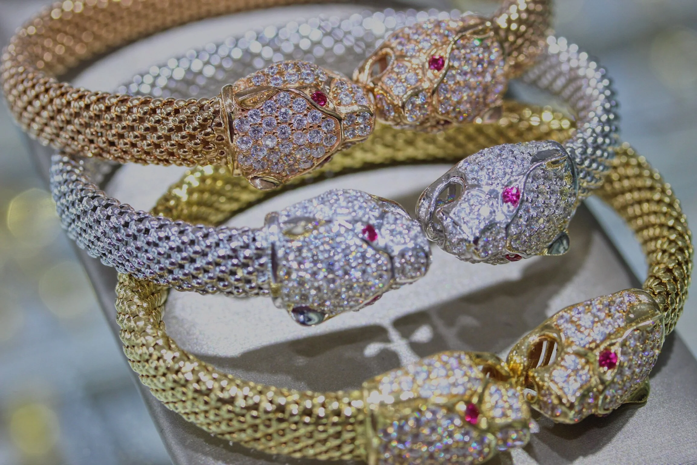 18K Gold Himo Cuff Bracelets - Image 3