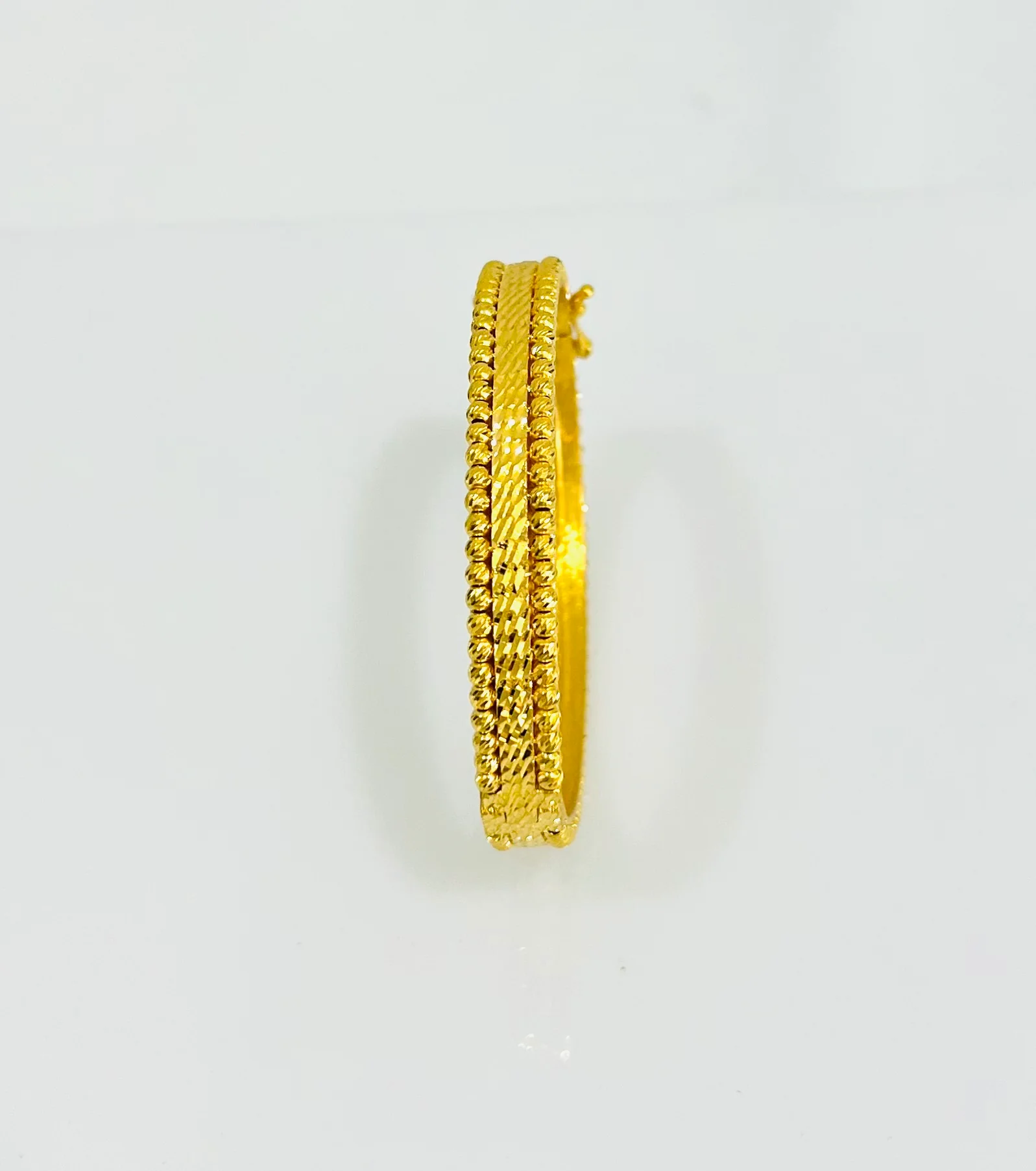 21K Gold Himo Bangle - Image 3