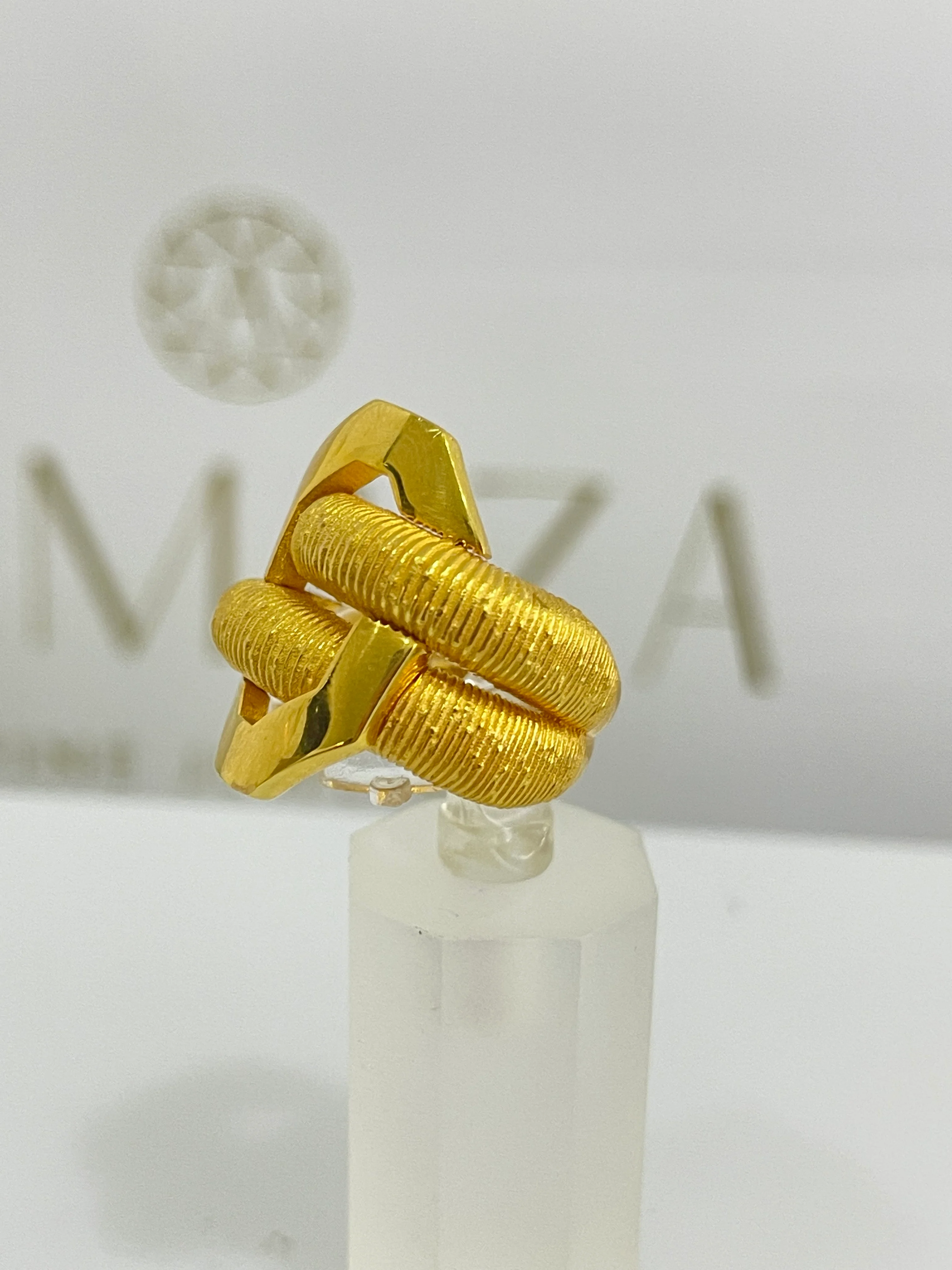 21K Gold Twisted Cable Ring - Image 3